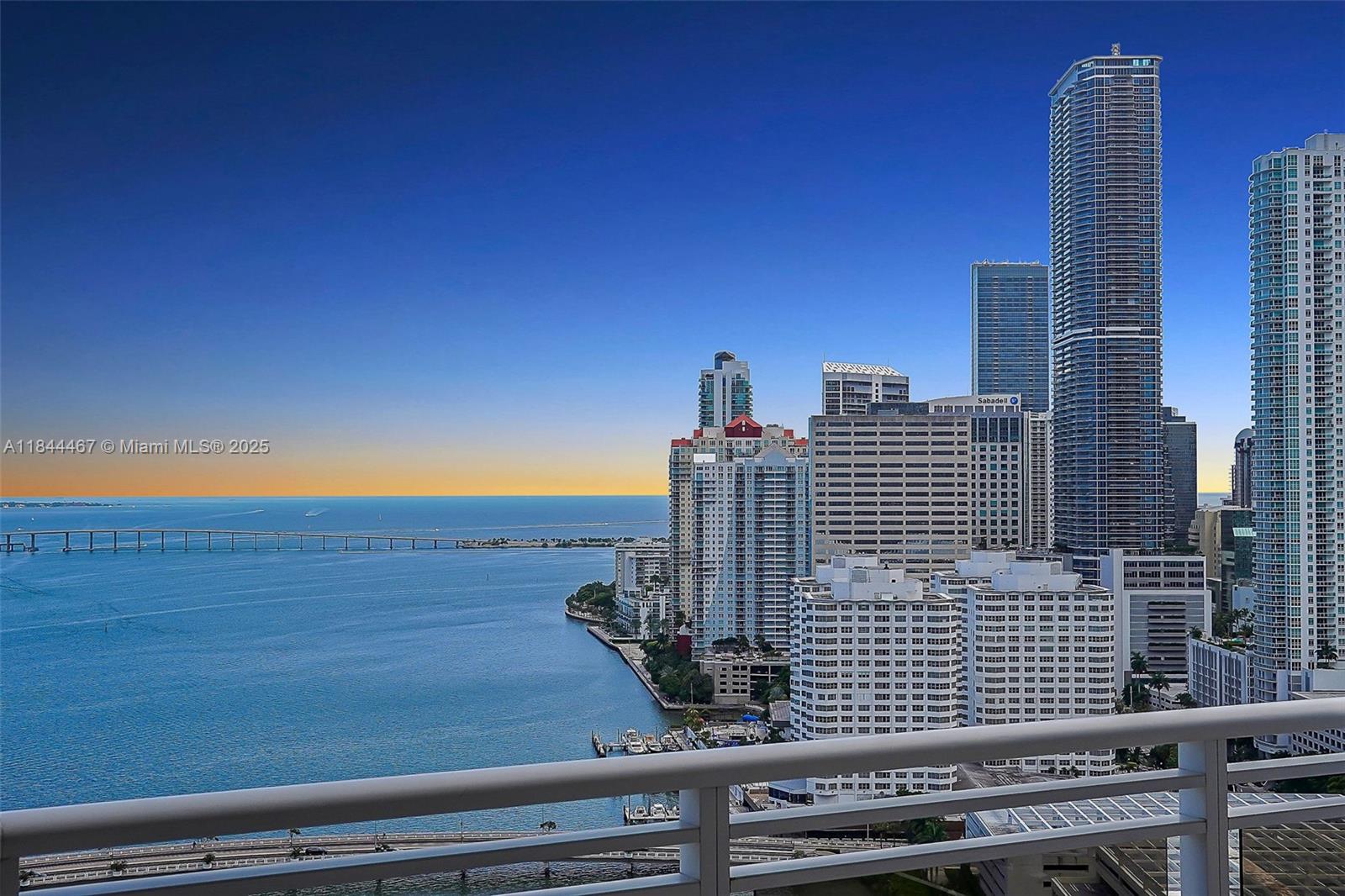 CARBONELL CONDO - Residential Lease