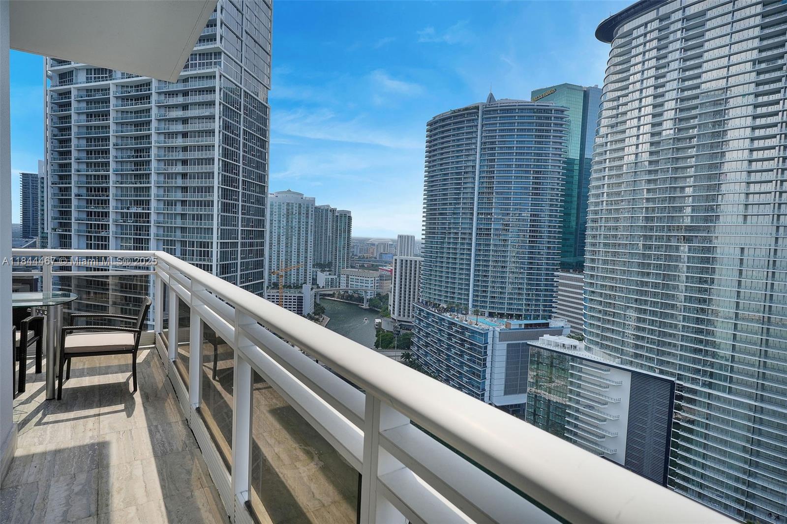 CARBONELL CONDO - Residential Lease