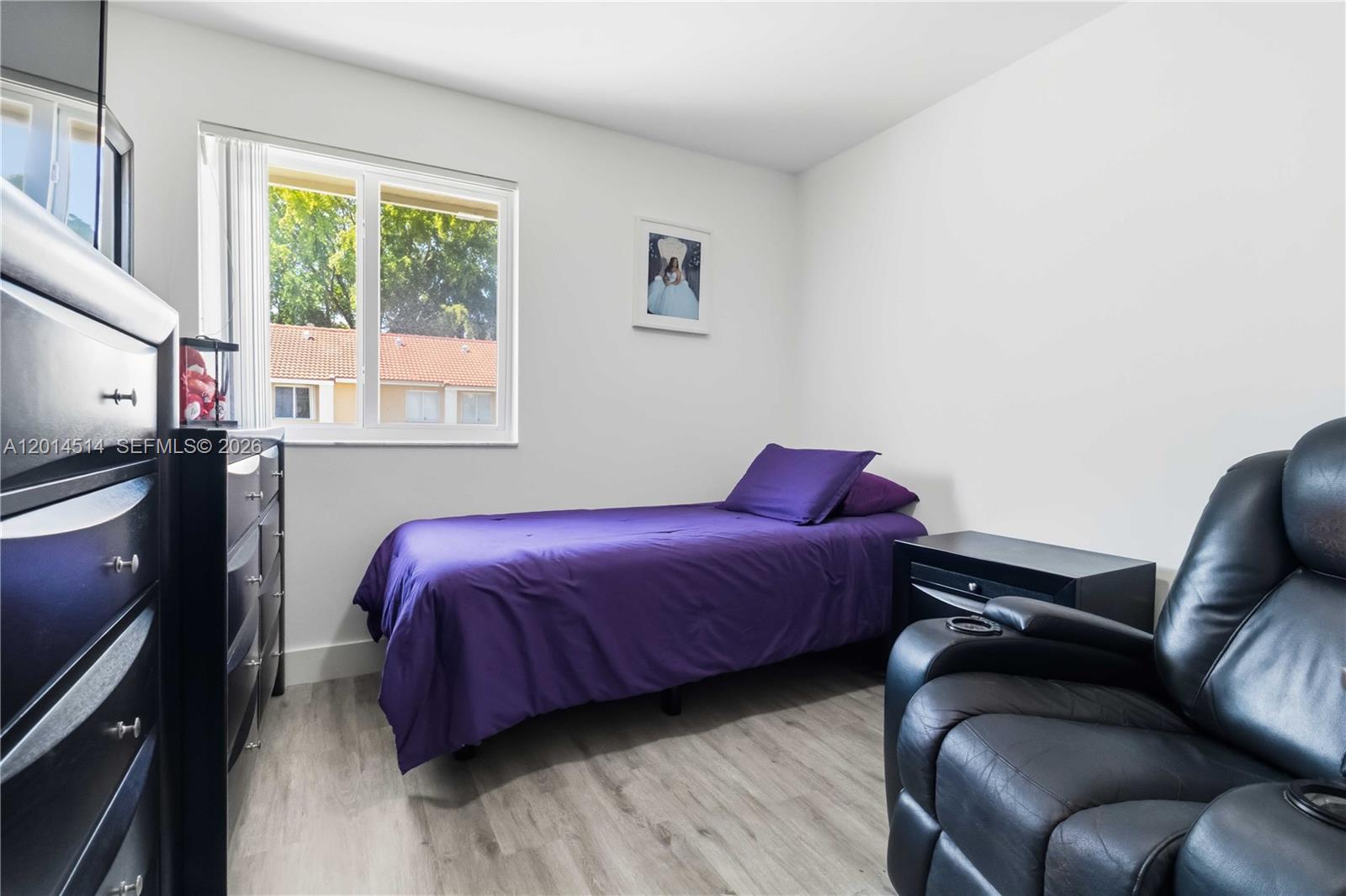 WEITZER SERENA LAKES TOWN - Residential
