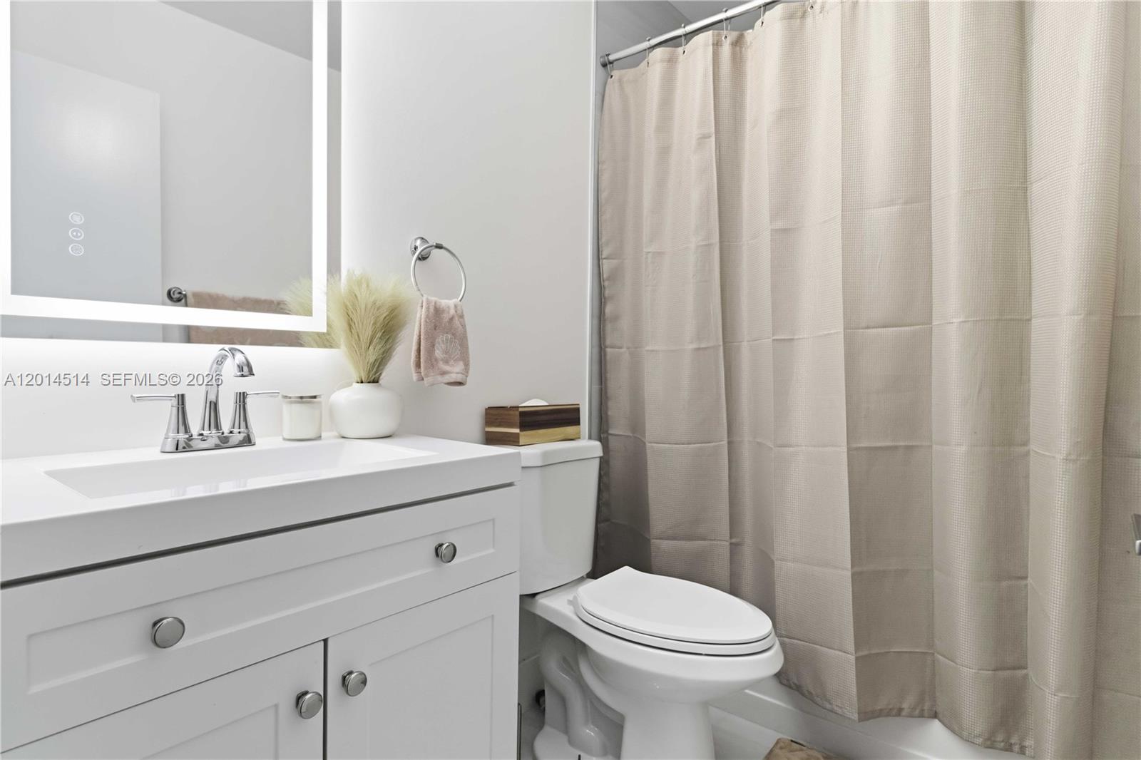 WEITZER SERENA LAKES TOWN - Residential