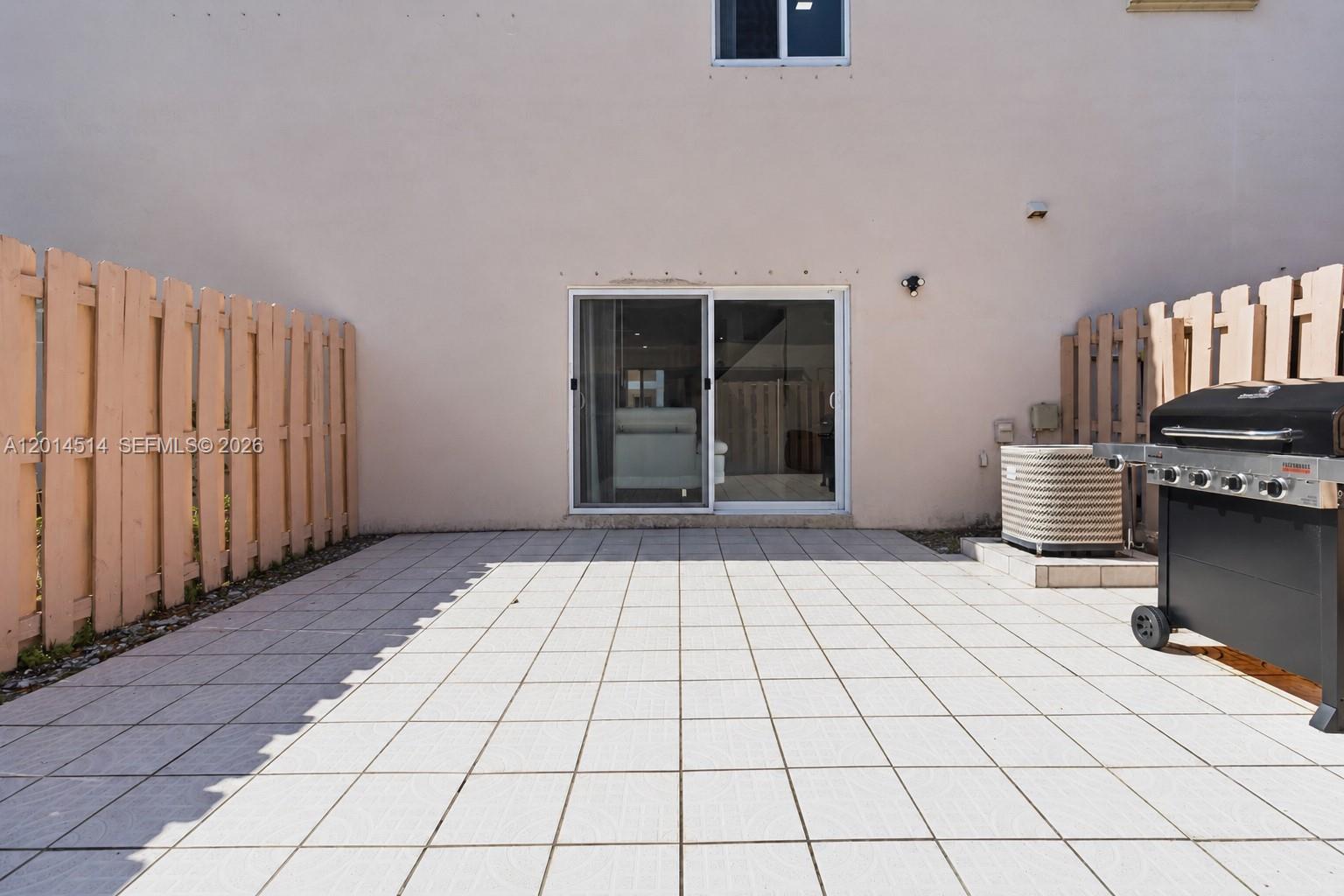 WEITZER SERENA LAKES TOWN - Residential