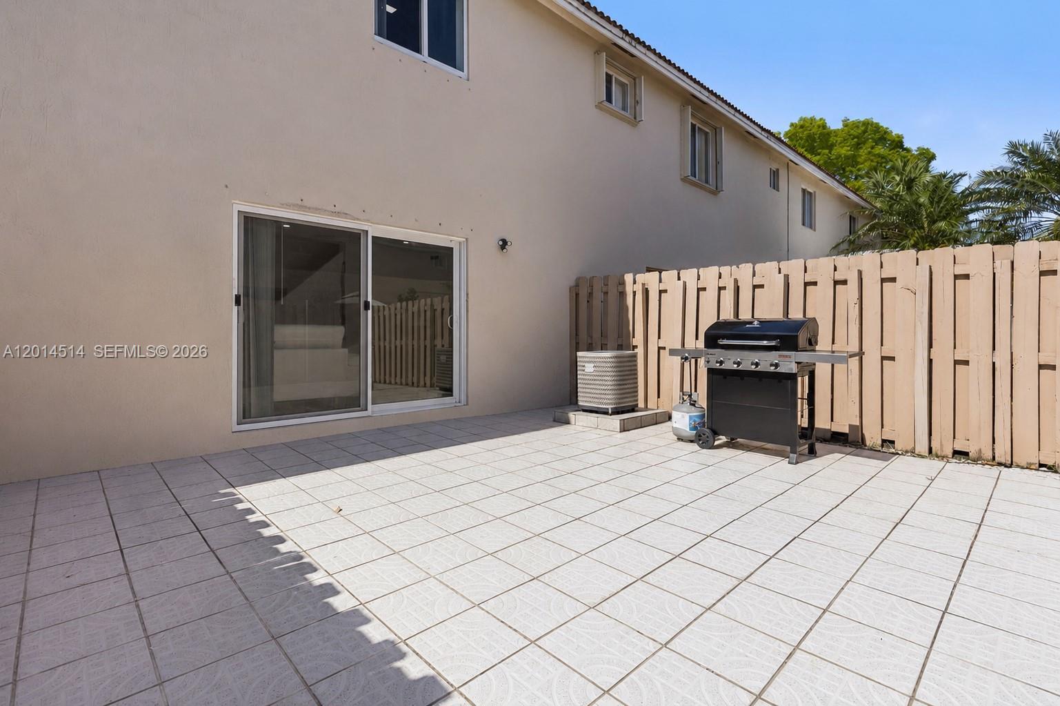 WEITZER SERENA LAKES TOWN - Residential