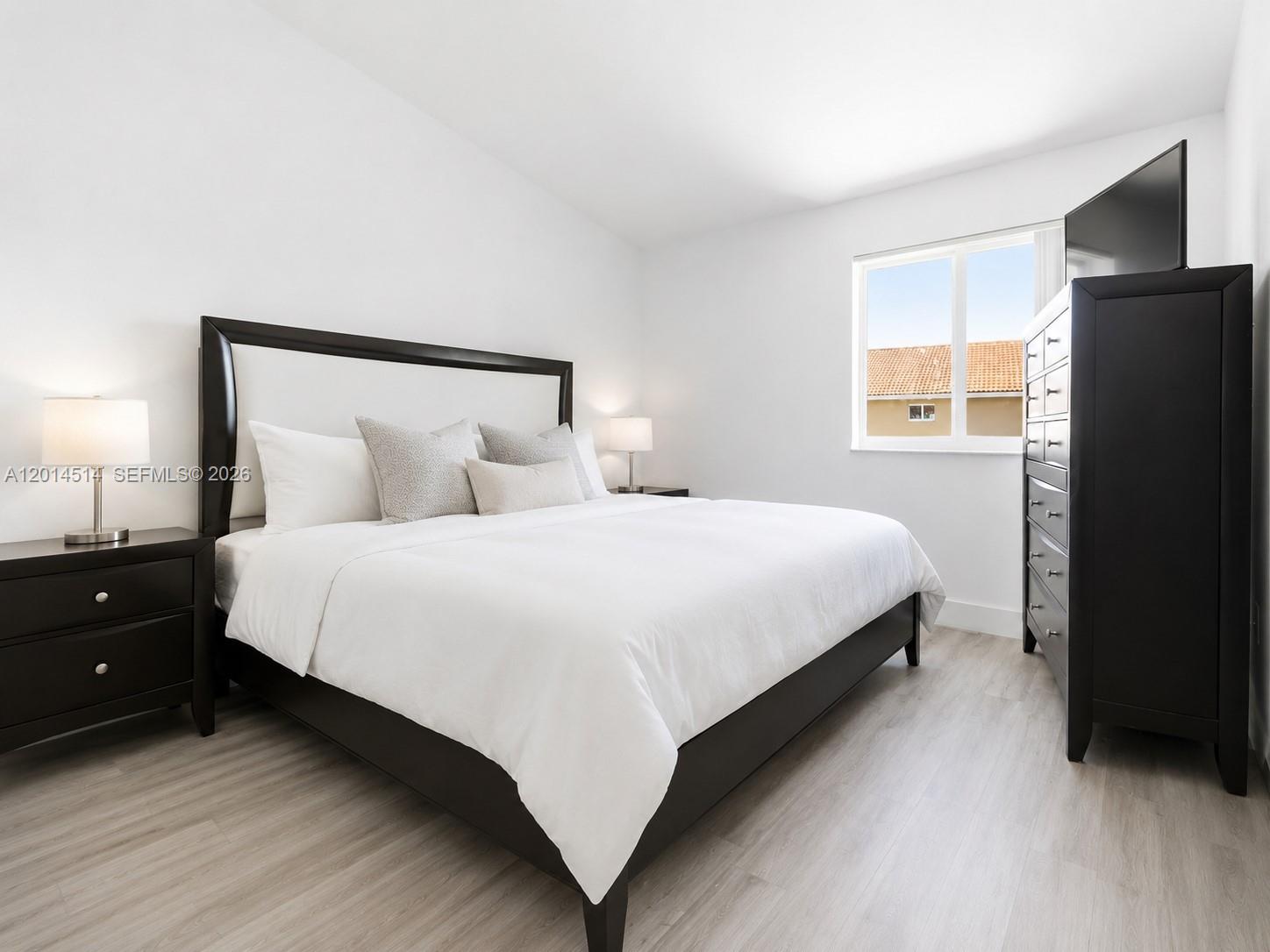 WEITZER SERENA LAKES TOWN - Residential