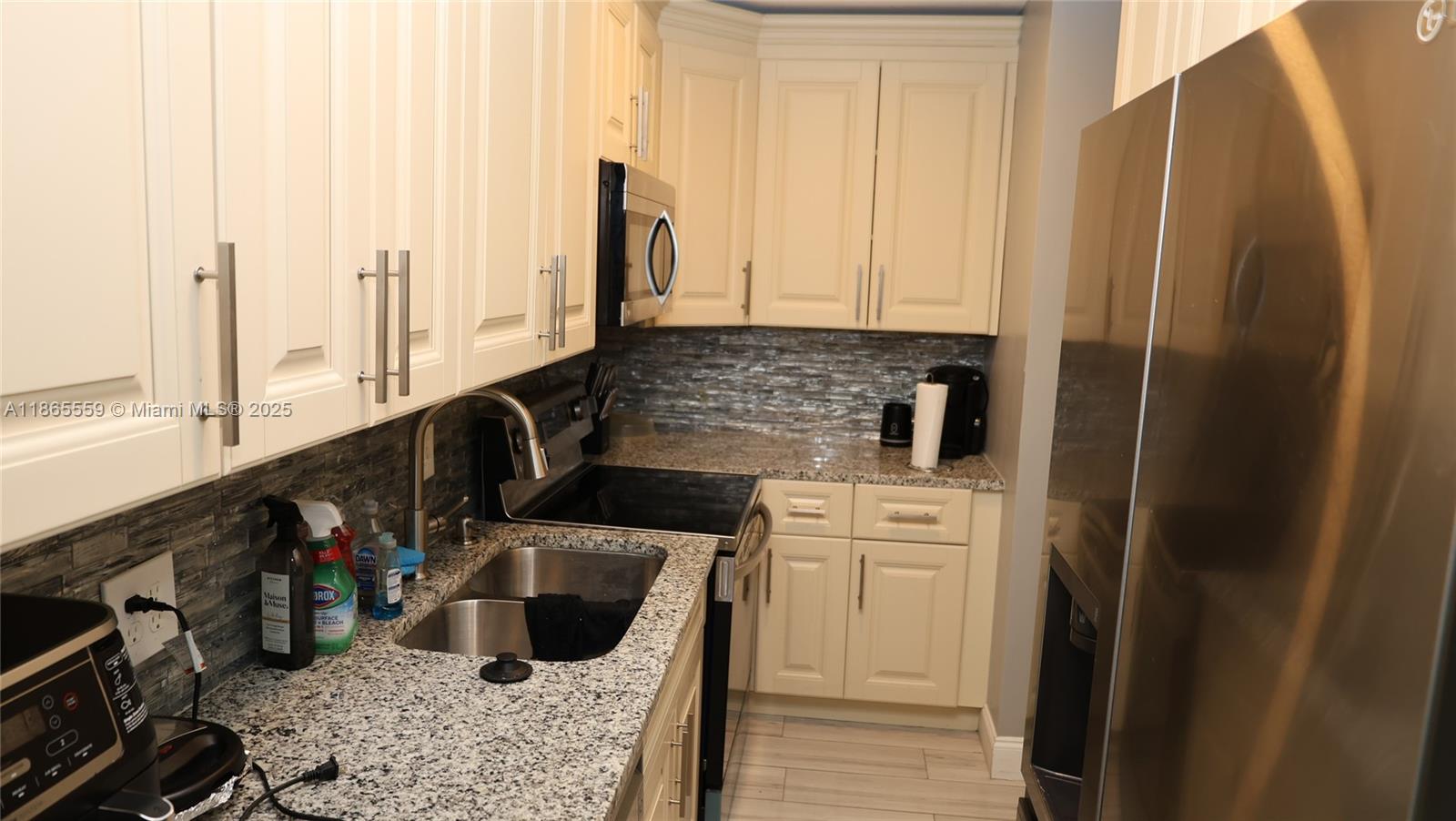 SPRINGTREE ESTATES SEC 1 - Residential