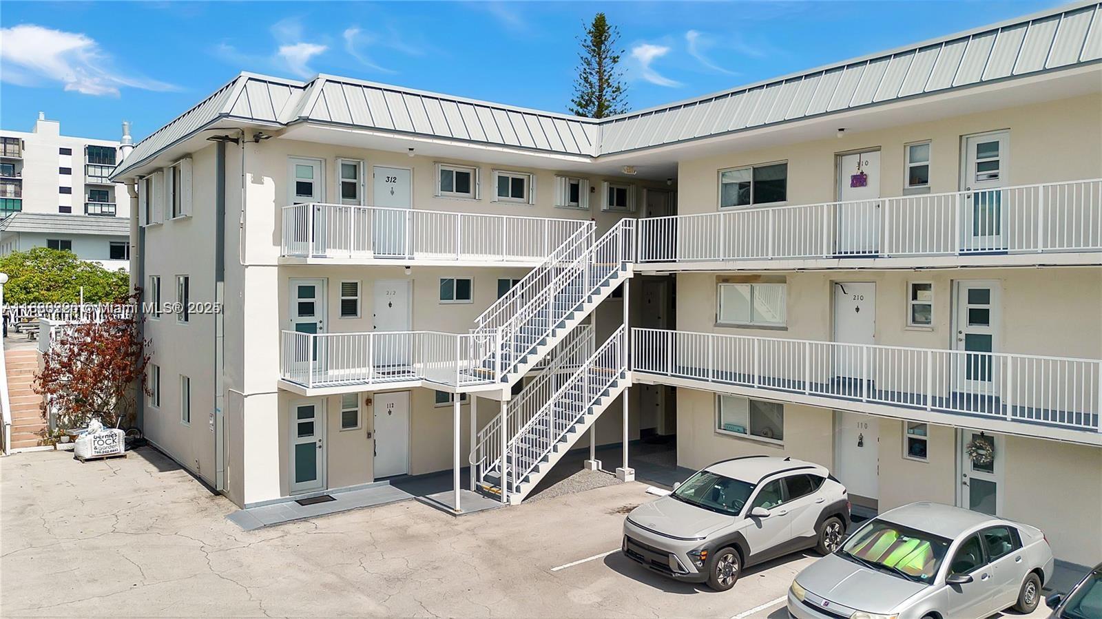 GALEN DRIVE CONDO APTS - Residential Lease