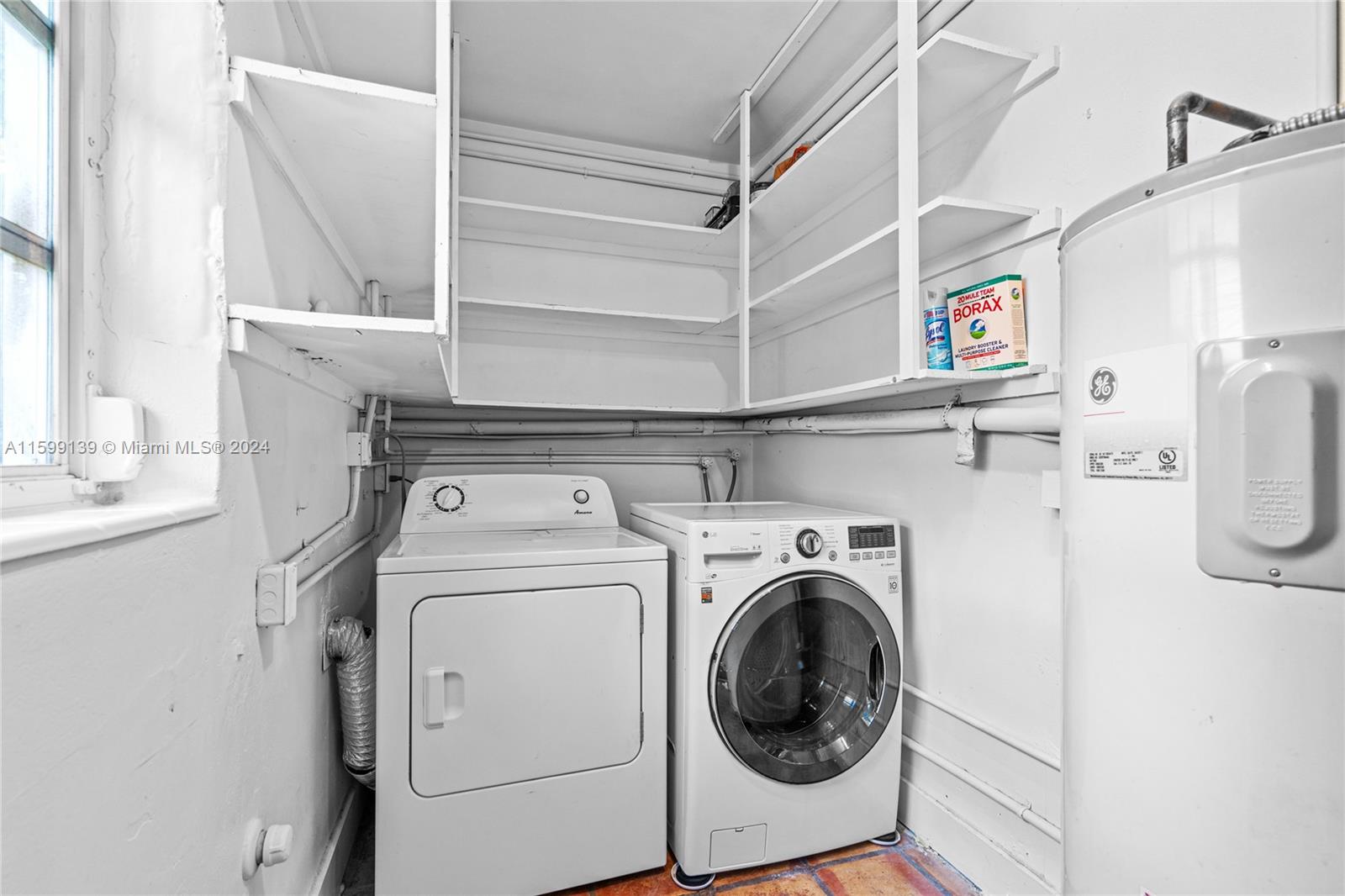 VENETIAN SEC KEYSTONE POI - Residential