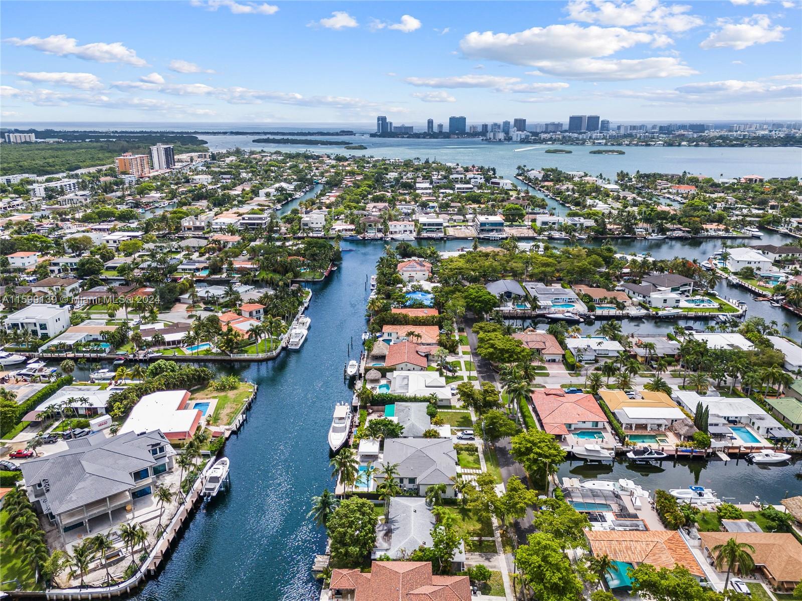 VENETIAN SEC KEYSTONE POI - Residential