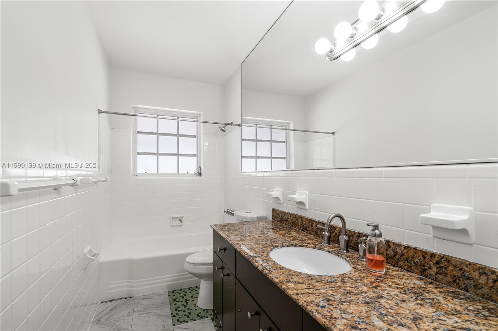 VENETIAN SEC KEYSTONE POI - Residential