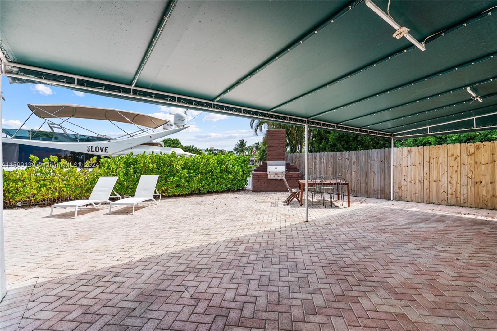 VENETIAN SEC KEYSTONE POI - Residential