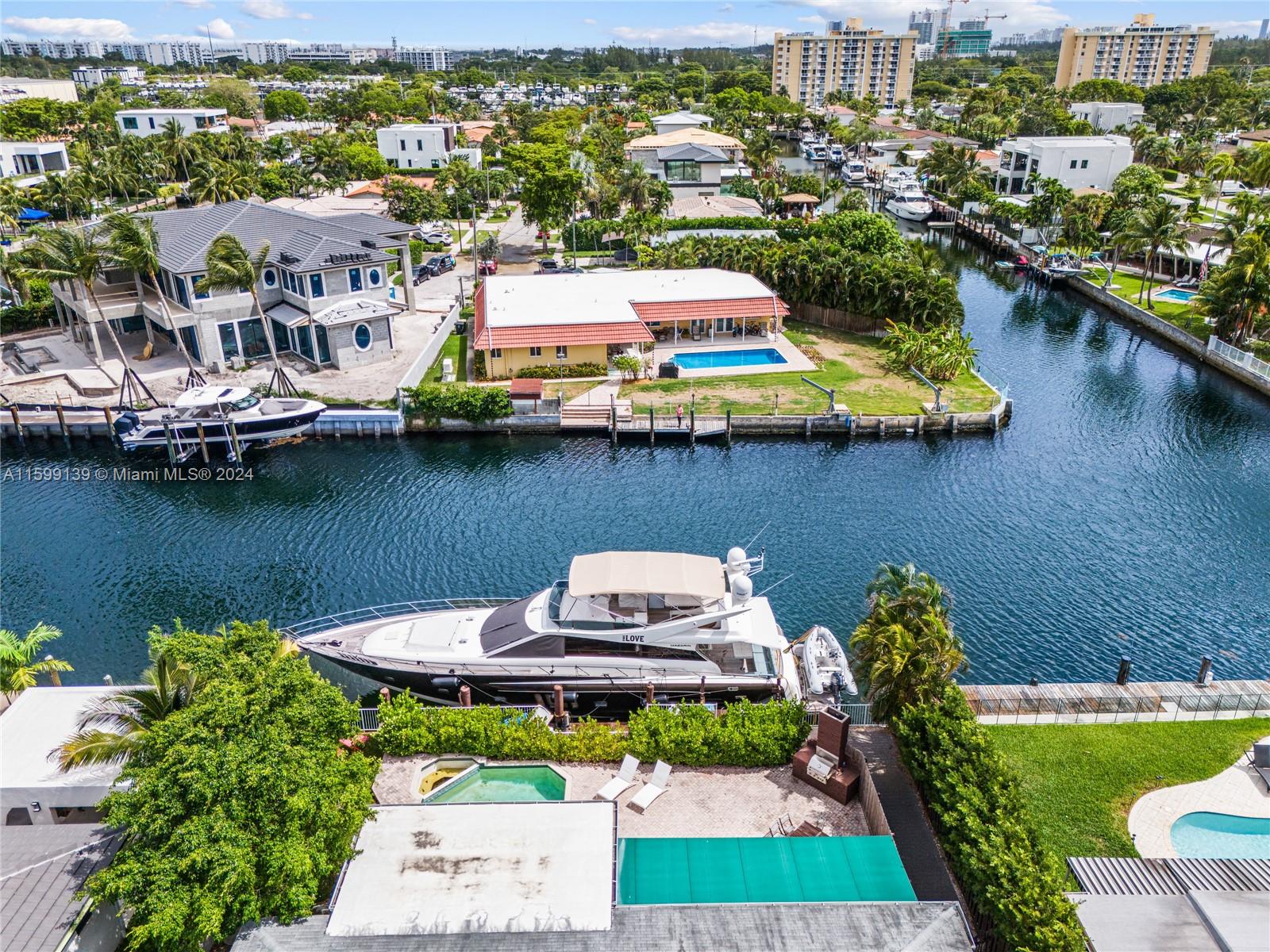 VENETIAN SEC KEYSTONE POI - Residential