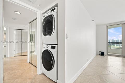 Tiny photo for 19101 NE 36th Ct #1704, Aventura, FL 33180 (MLS # A12073399)