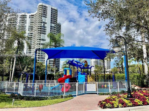 Tiny photo for 19101 NE 36th Ct #1704, Aventura, FL 33180 (MLS # A12073399)