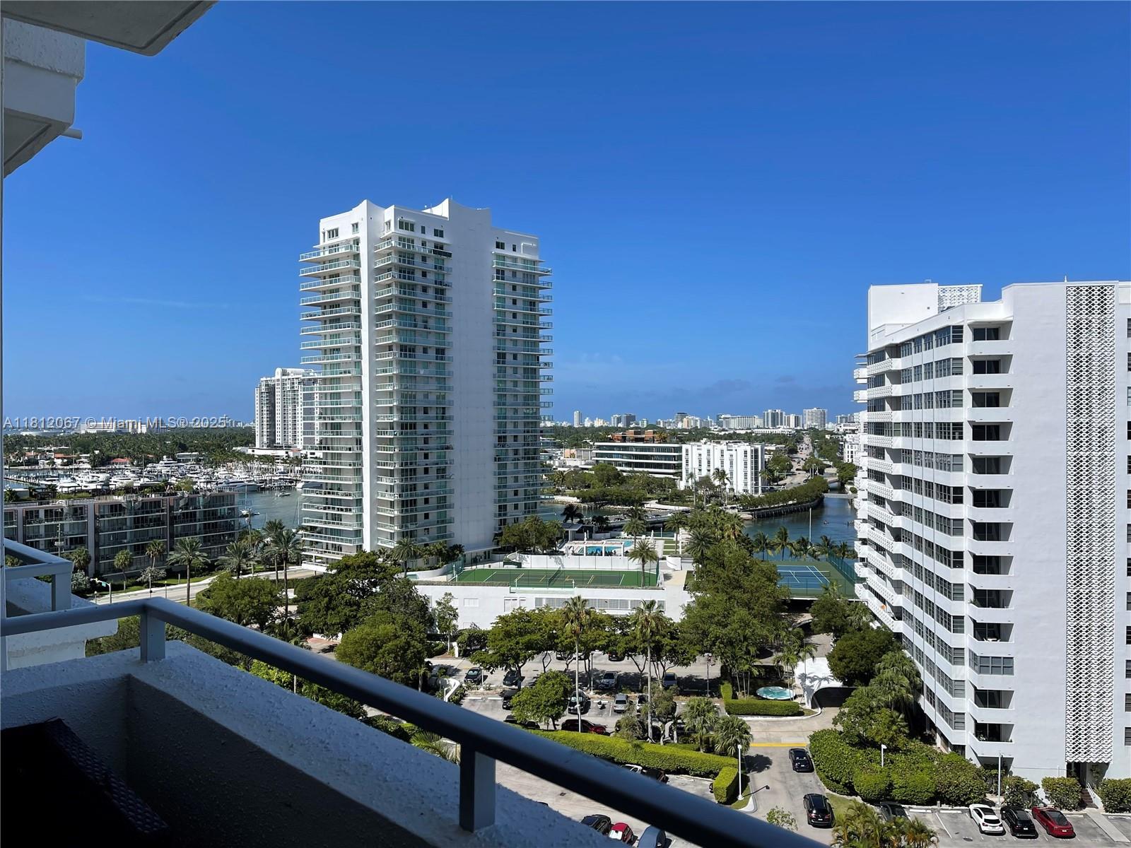 11 Island Ave 1408
