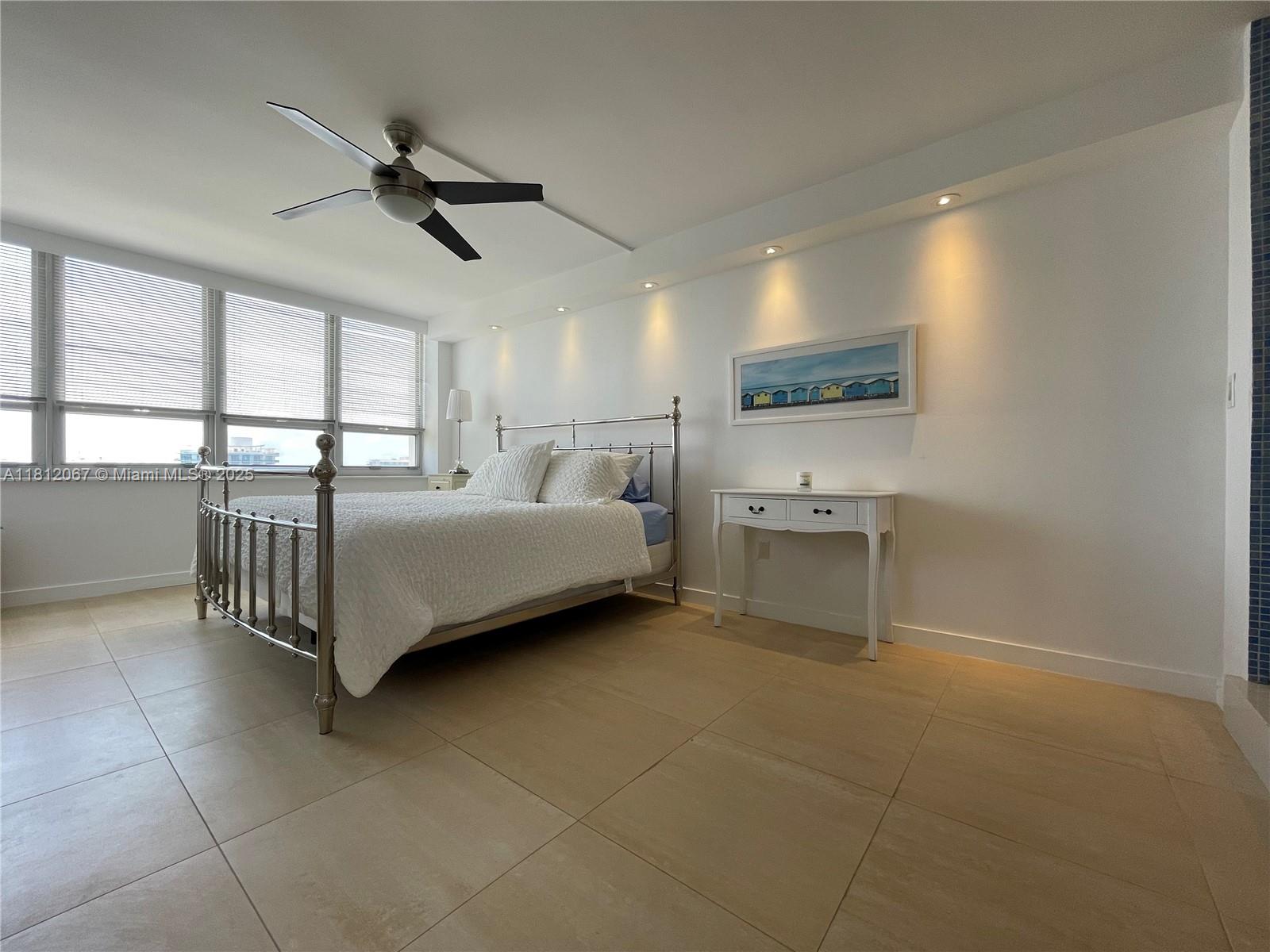 COSTA BRAVA CONDO - Residential