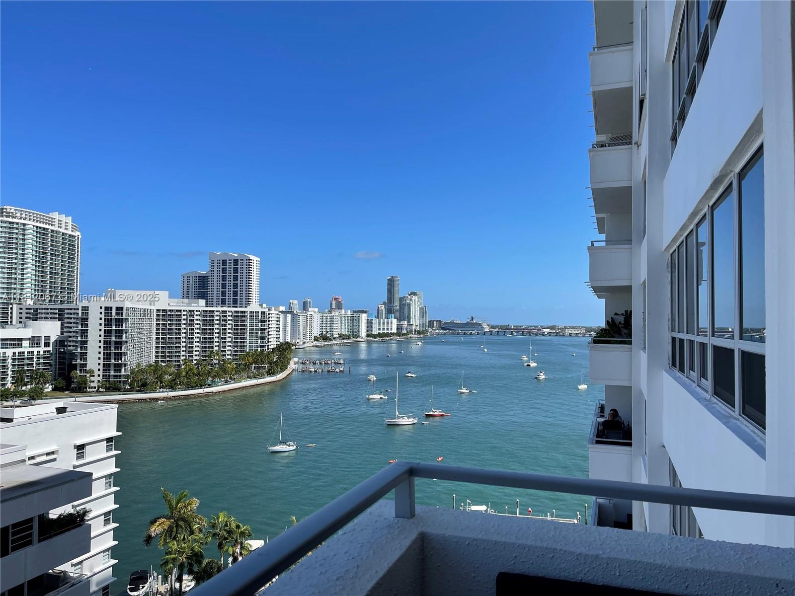 11 Island Ave 1408