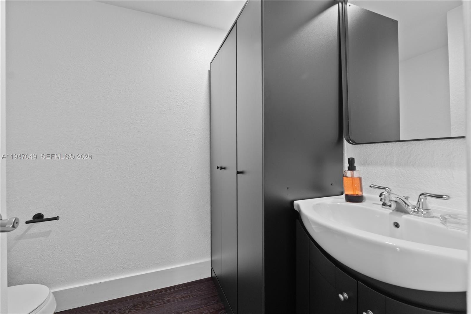 THE HORIZONS CONDO #7 - Residential