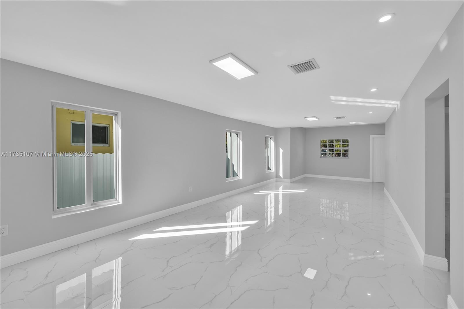 WEST END PARK AMD PL - Residential