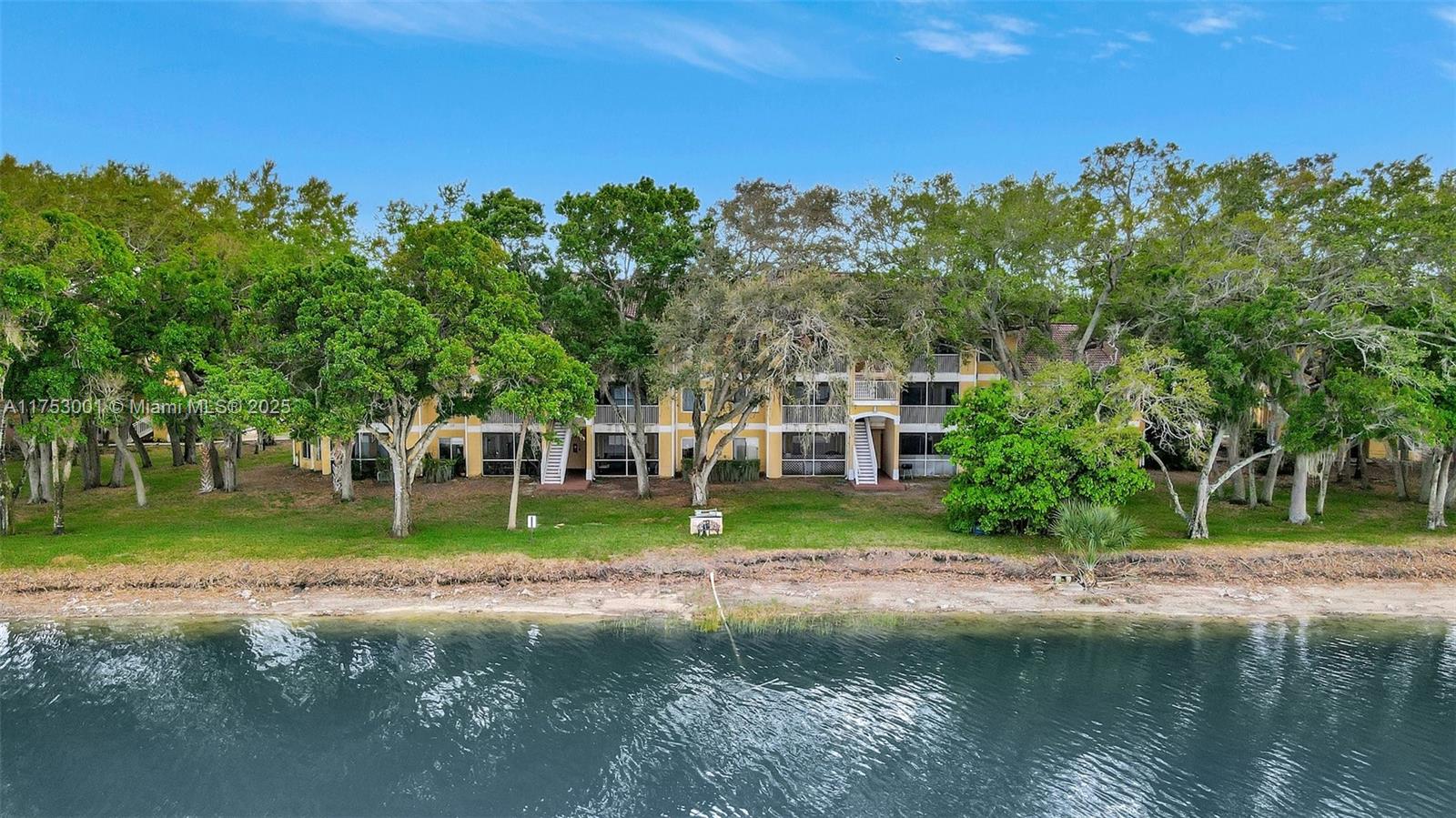 SAILBOAT POINTE CONDO - Residential