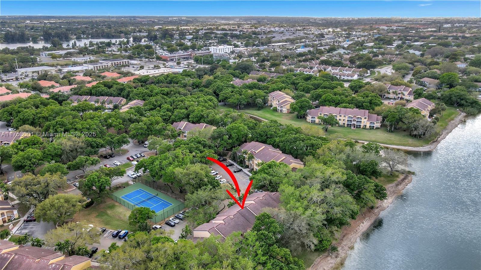 SAILBOAT POINTE CONDO - Residential