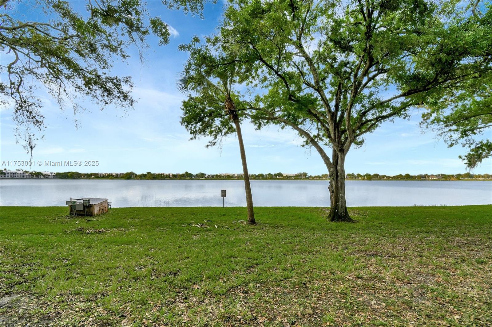SAILBOAT POINTE CONDO - Residential