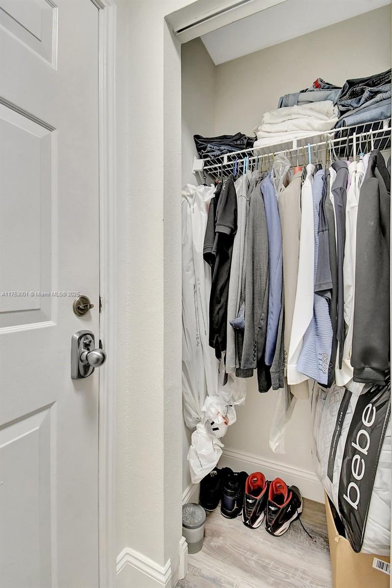 SAILBOAT POINTE CONDO - Residential