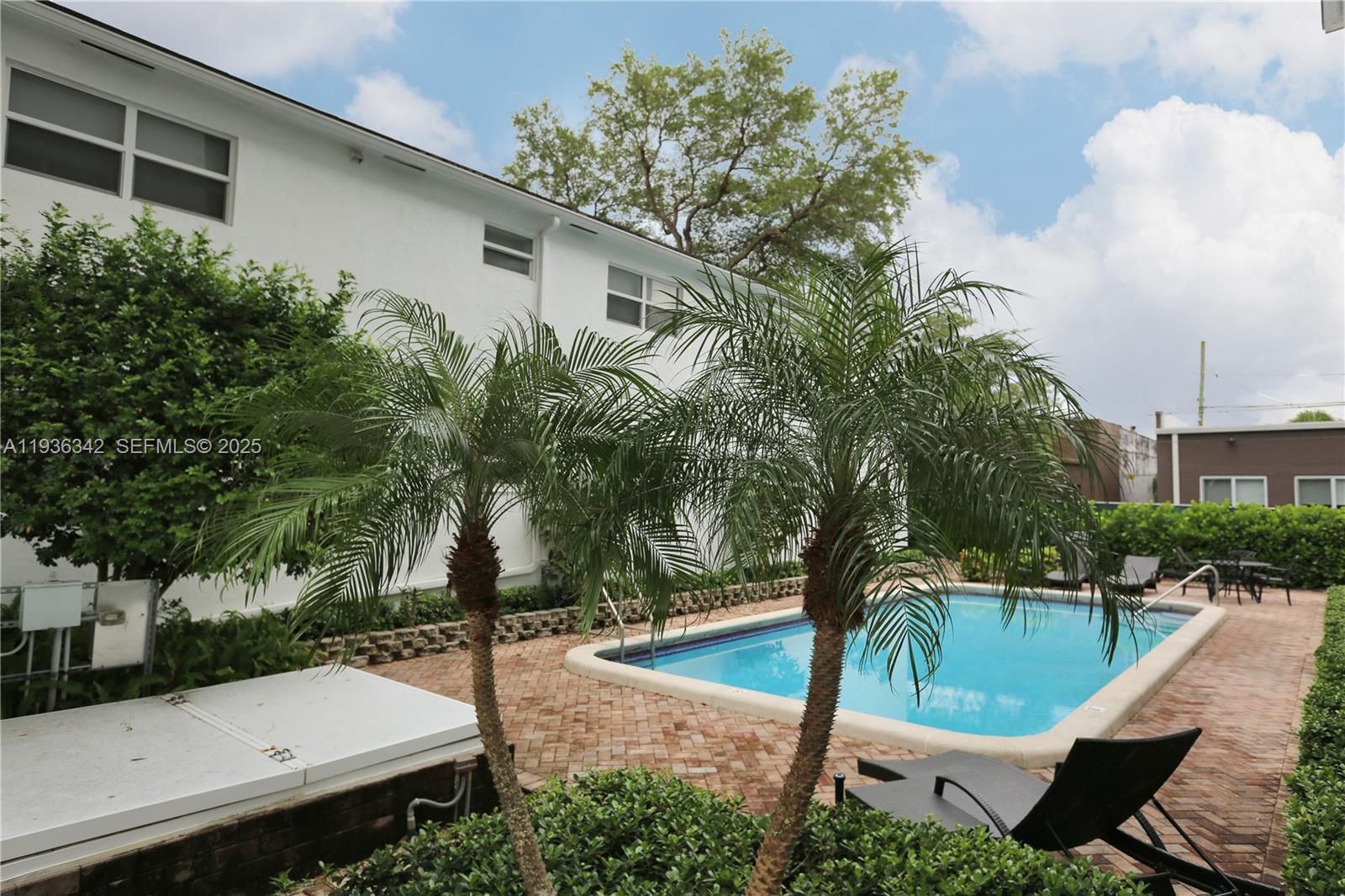 LAS OLAS MANOR 2 CONDO - Residential Lease