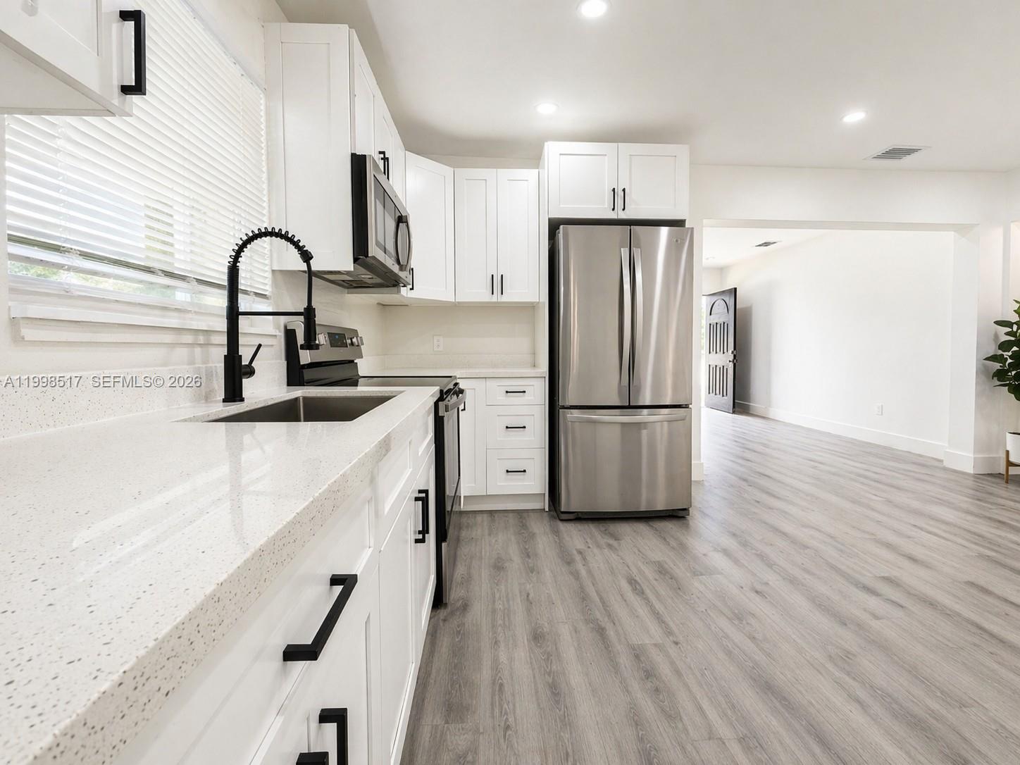 INVERNESS SUB - Residential Lease