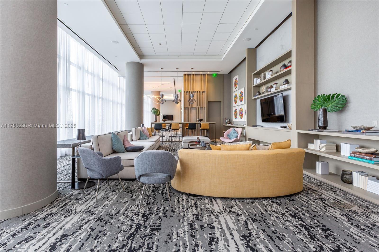 4010 SOUTH OCEAN CONDO - Residential