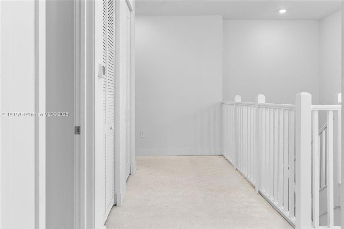 RESERVE AT DAVIE - Residential Lease