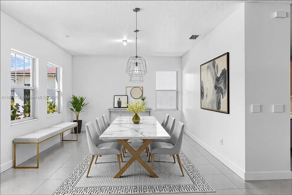 RESERVE AT DAVIE - Residential Lease