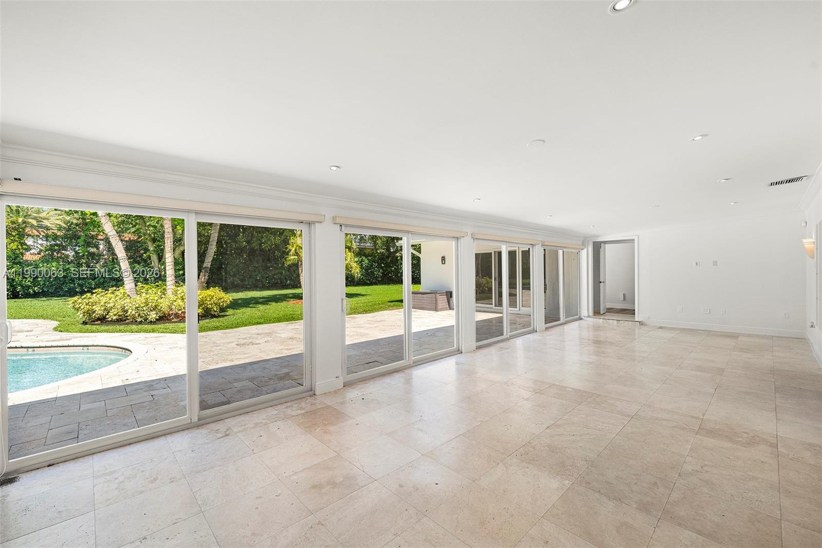 TOWN & COUNTRY ESTATES - Residential