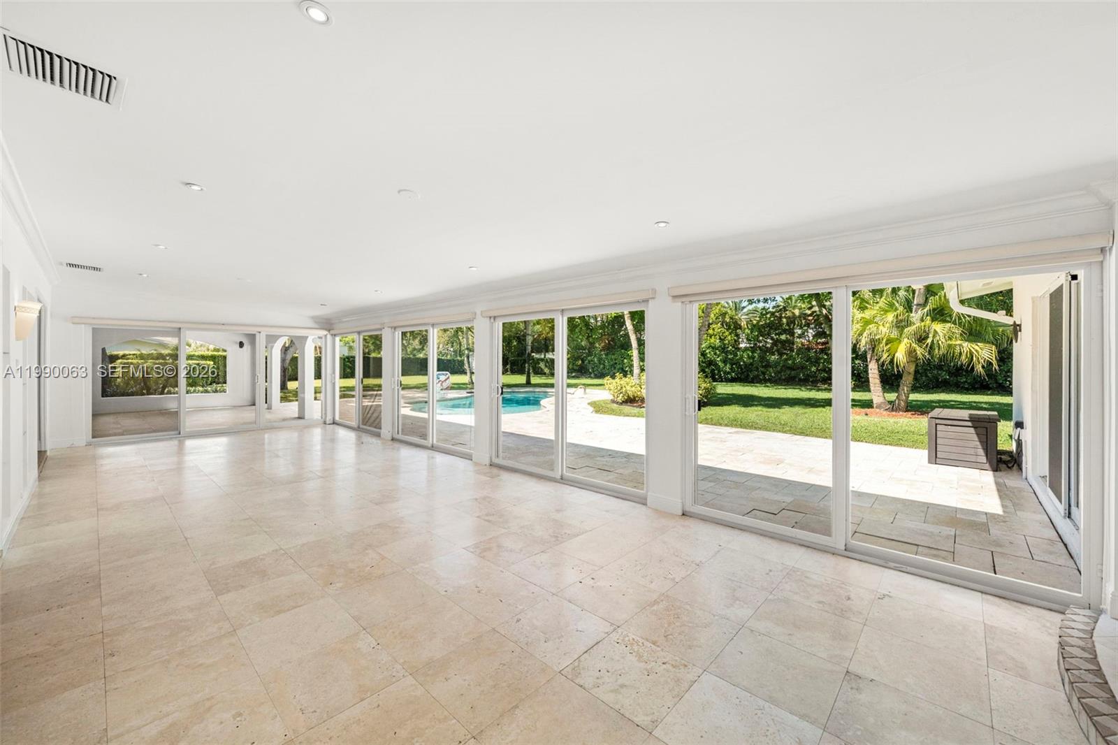 TOWN & COUNTRY ESTATES - Residential