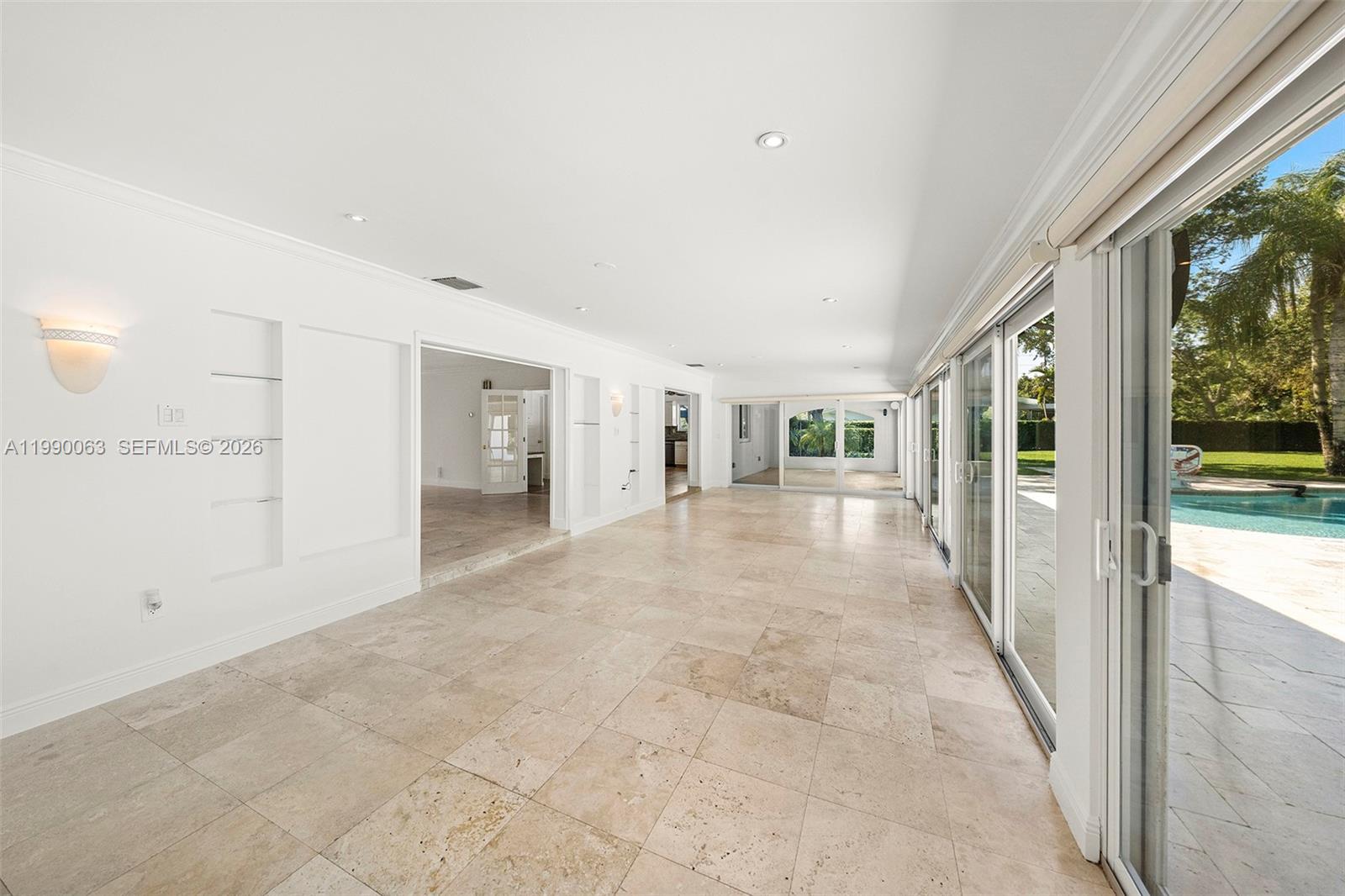 TOWN & COUNTRY ESTATES - Residential