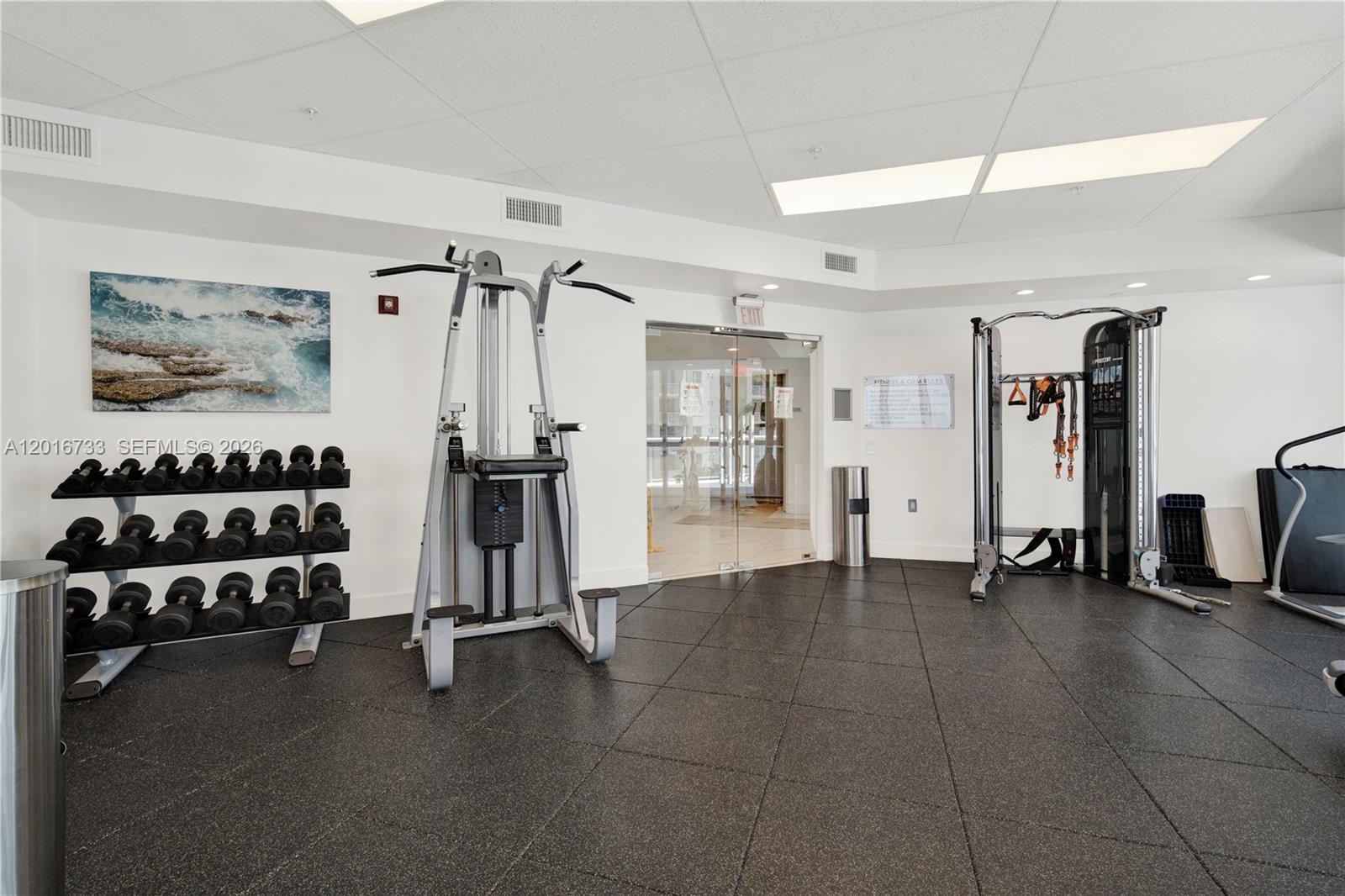 PLATINUM CONDO - Residential