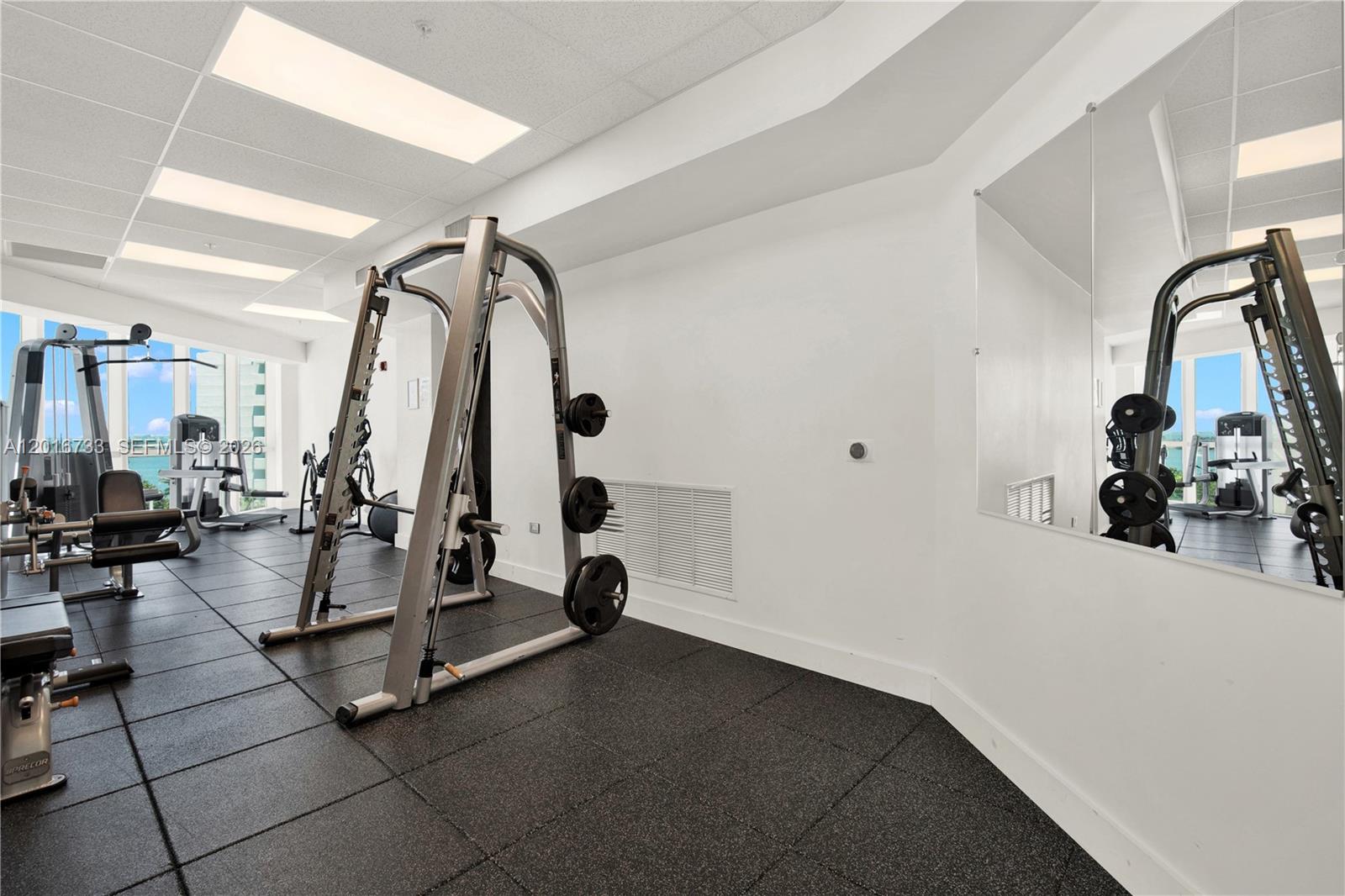 PLATINUM CONDO - Residential
