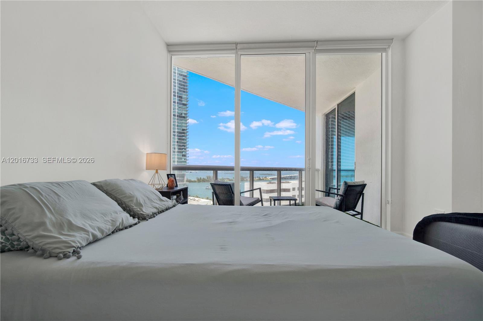 PLATINUM CONDO - Residential