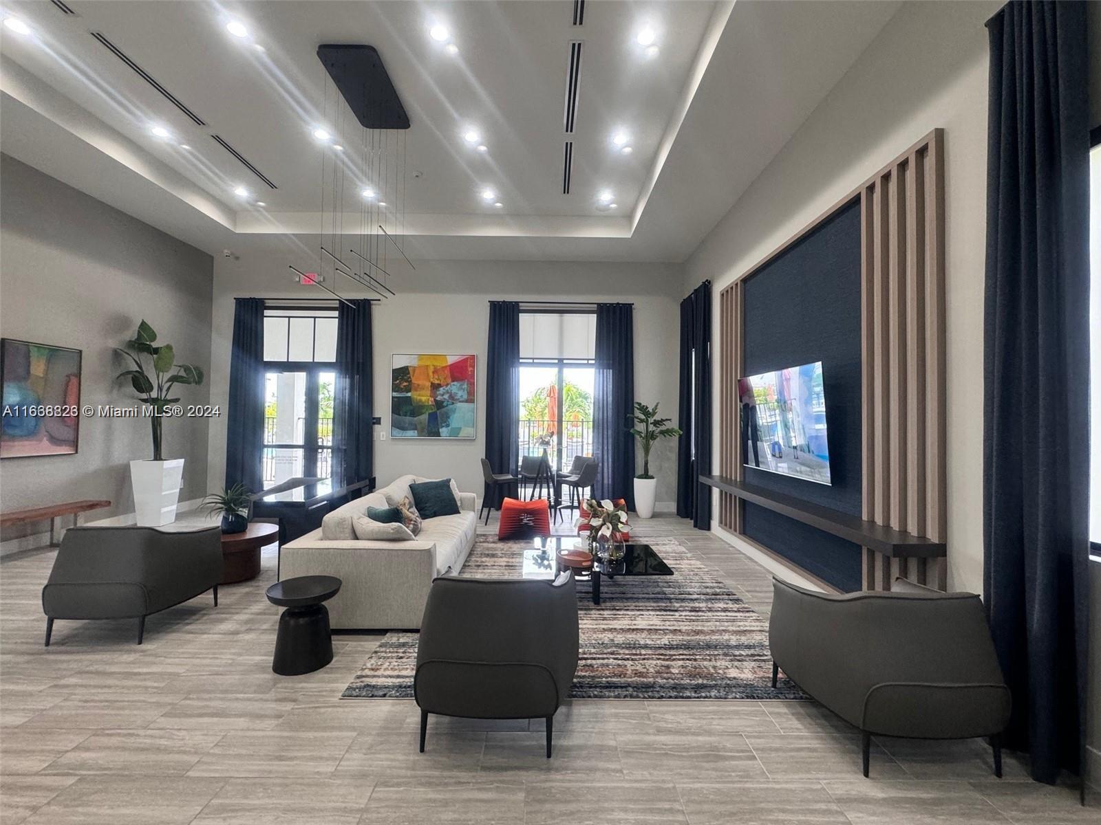 PINE ISLE - Residential Lease