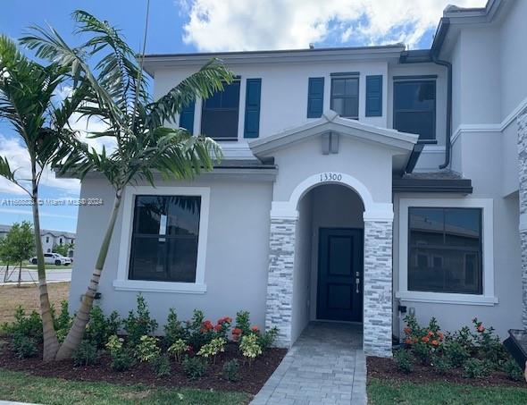 PINE ISLE - Residential Lease