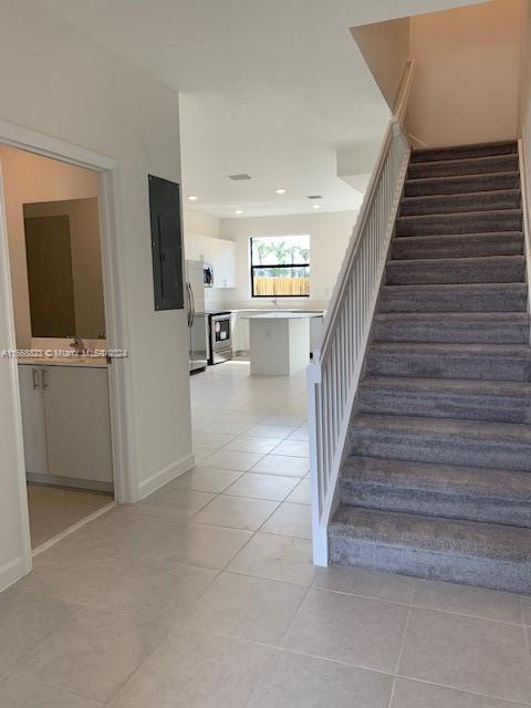 PINE ISLE - Residential Lease