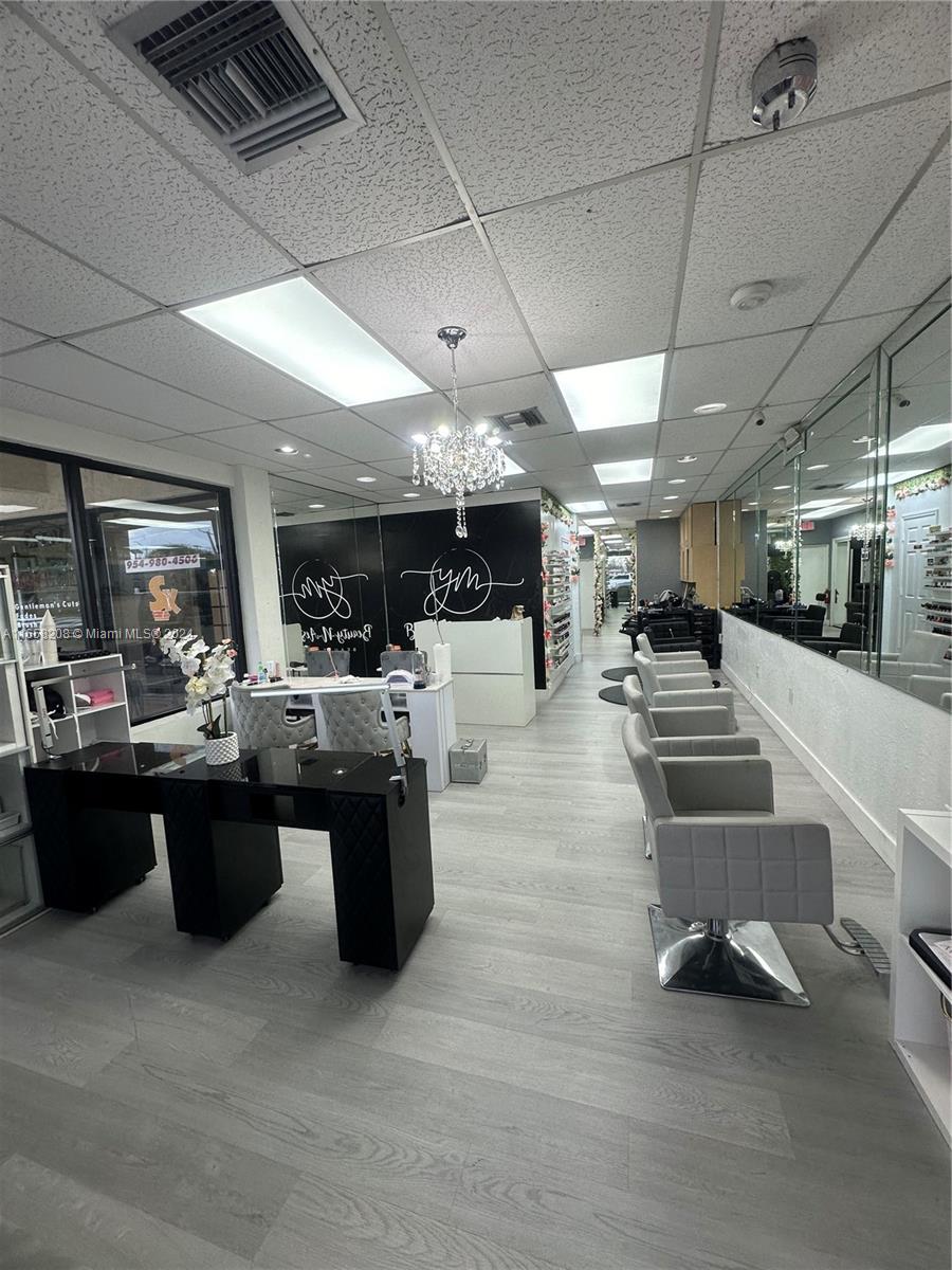 RENT EXTREMELY LOW! (UNDER $1400)
DON'T MISS THIS AMAZING BUSINESS OPPORTUNITY
Step into a turn-key opportunity with this stunning, completely renovated Full service Salon & Spa located in the Sunrise area. Make money on day 1! This modern stylish space has been expertly updated to offer Nail, Hair, Spa services and more!
Situated in a high-traffic area of Sunrise, the Salon benefits from excellent visibility and accessibility, attracting a steady stream of walk-in clients and loyal regulars.
This is a rare chance to own a beautifully renovated Full service Salon in a thriving community. Whether you’re looking to start a new venture or expand your existing business, this property offers everything you need to hit the ground running.