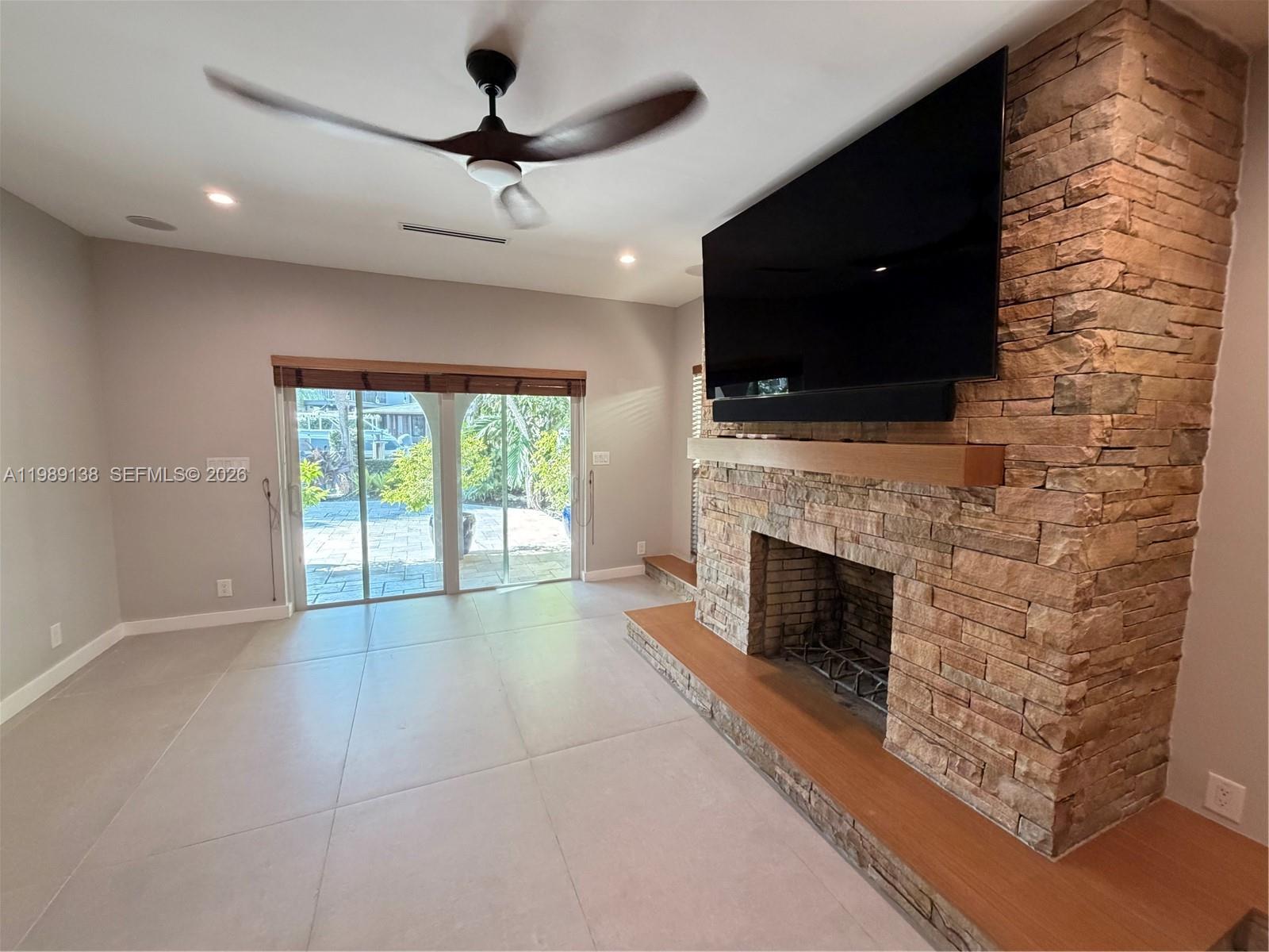 EASTERN SHORES 1ST ADDN - Residential Lease