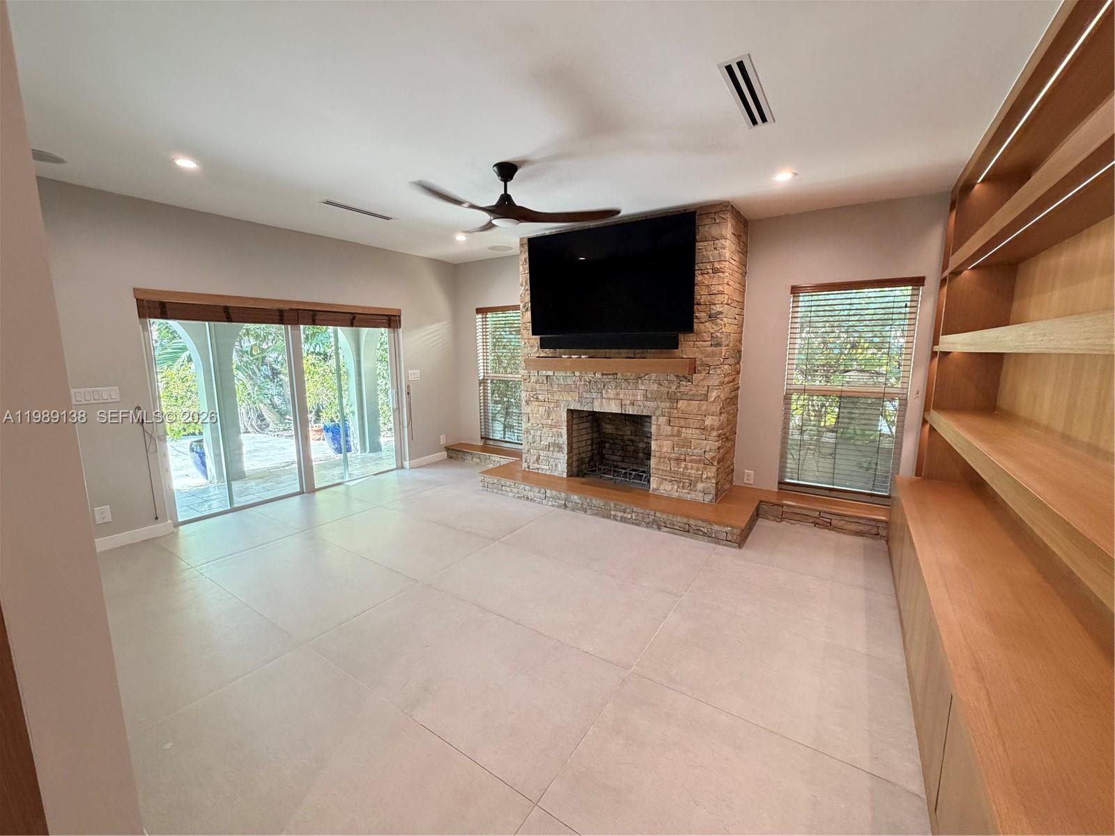 EASTERN SHORES 1ST ADDN - Residential Lease