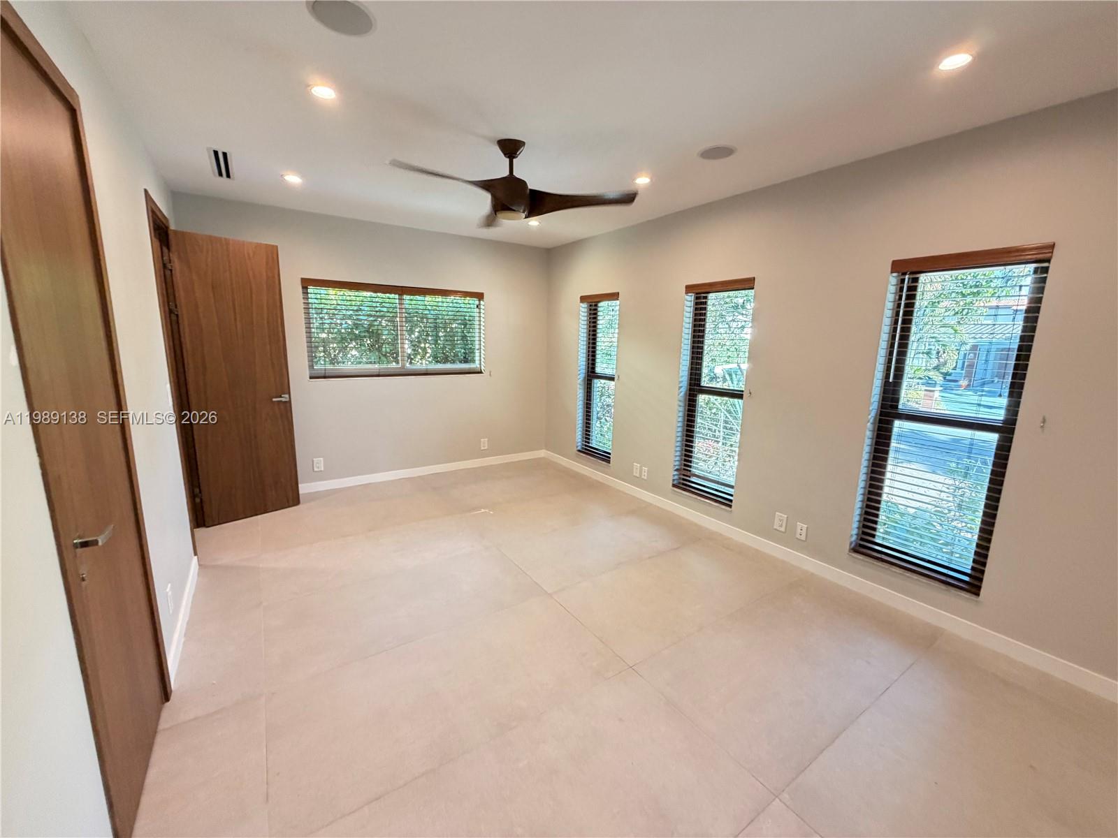 EASTERN SHORES 1ST ADDN - Residential Lease