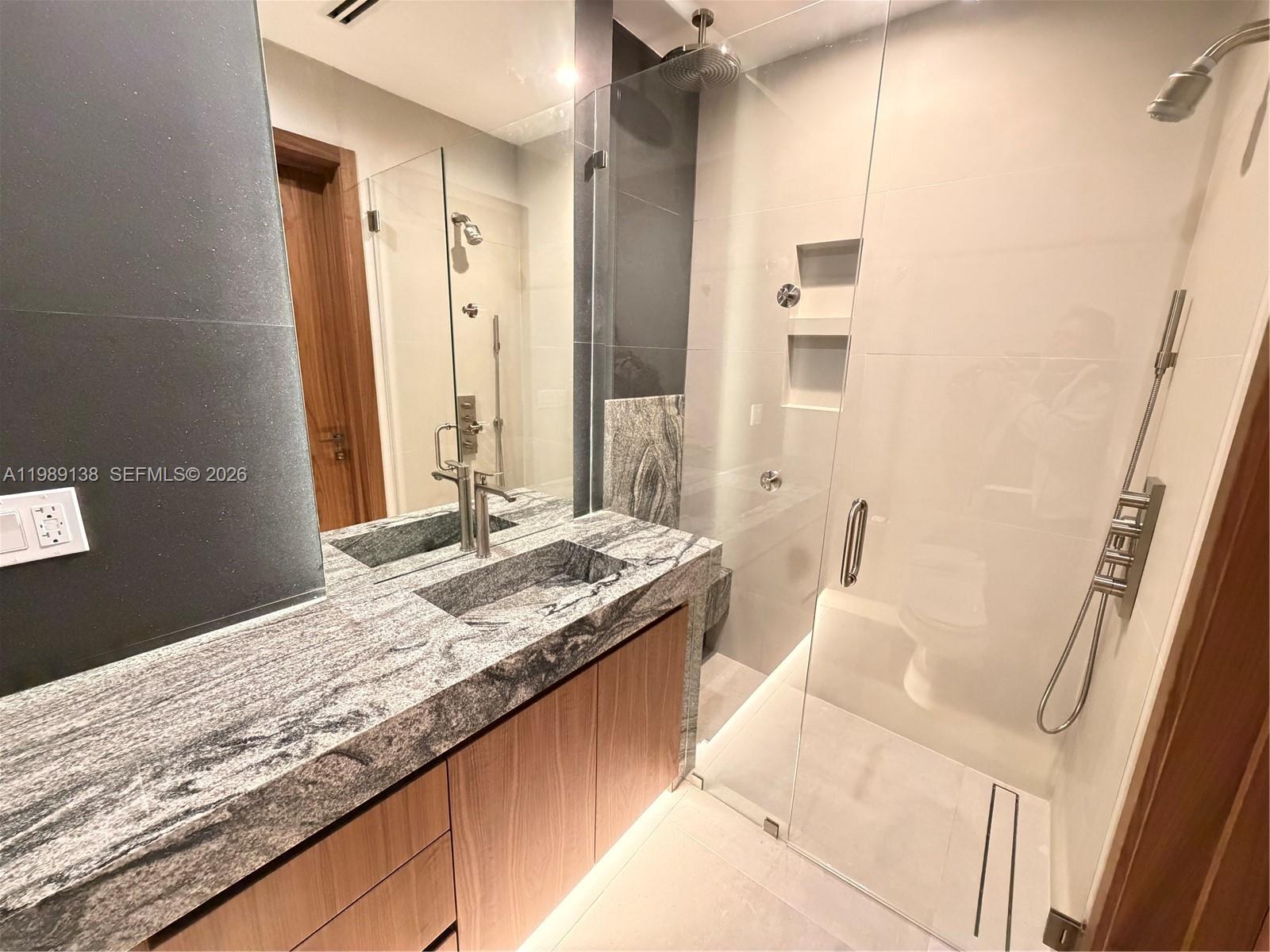 EASTERN SHORES 1ST ADDN - Residential Lease