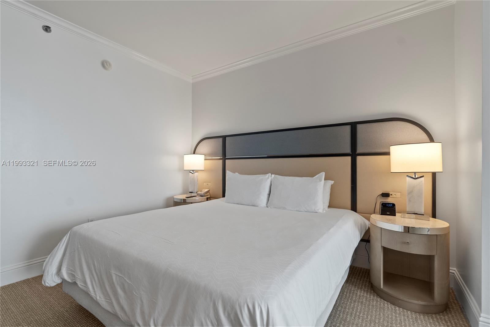 FONTAINEBLEAU II TRESOR - Residential