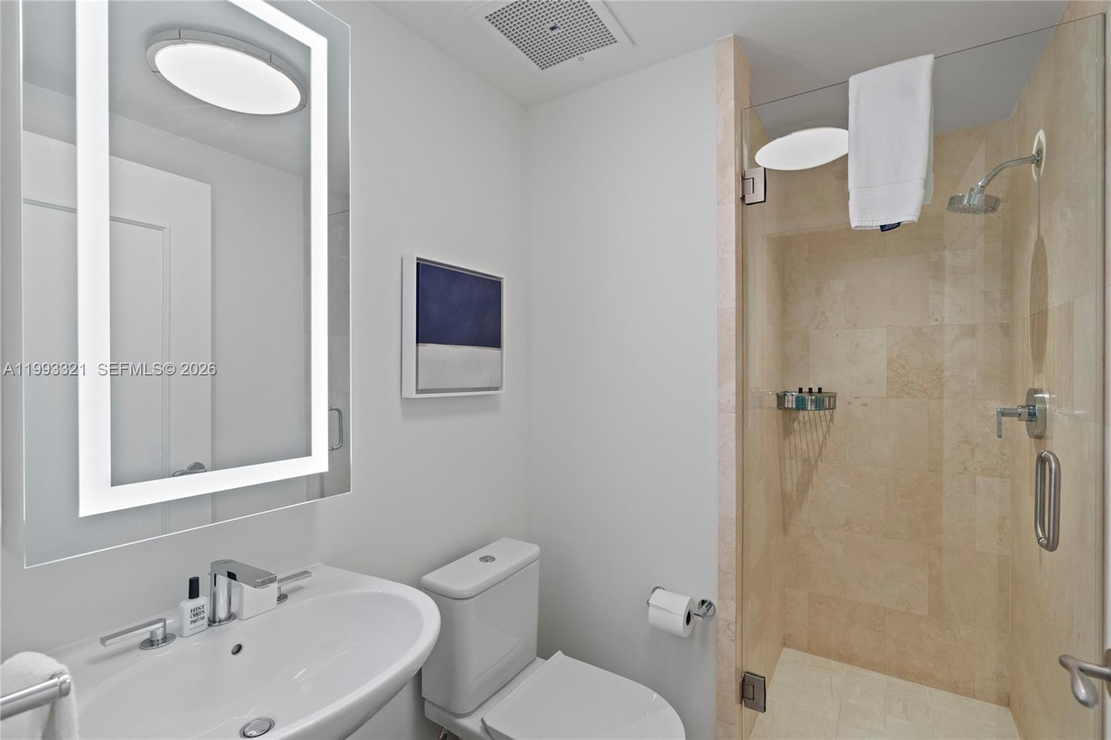 FONTAINEBLEAU II TRESOR - Residential