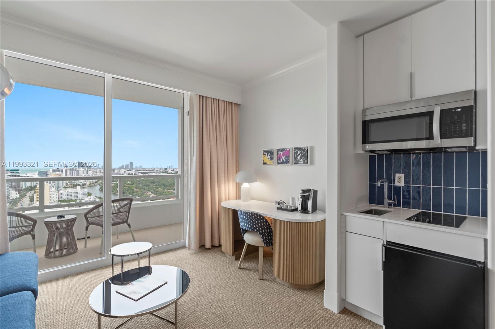 FONTAINEBLEAU II TRESOR - Residential