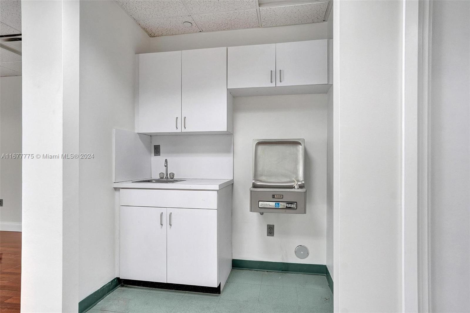 Fort Lauderdale, Florida 33301, United States, ,Residential,Active,37902