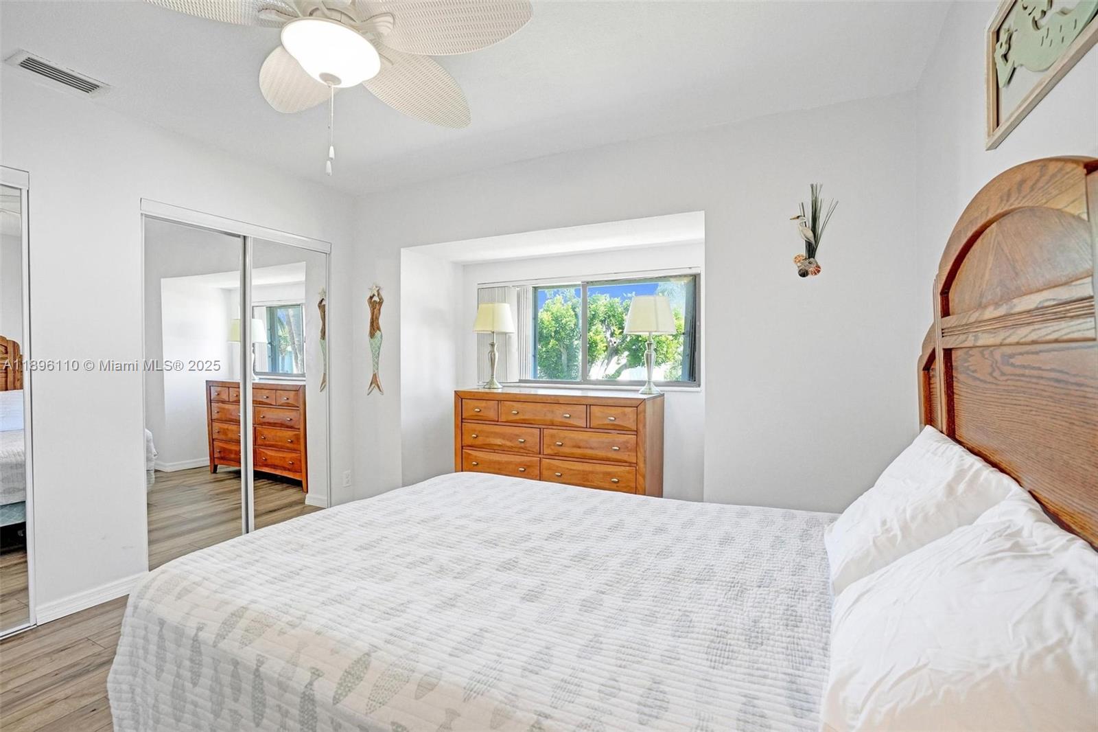 2 Minute Walk To The Ocean - Residential