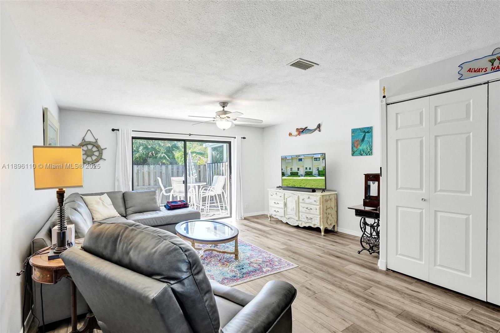 2 Minute Walk To The Ocean - Residential